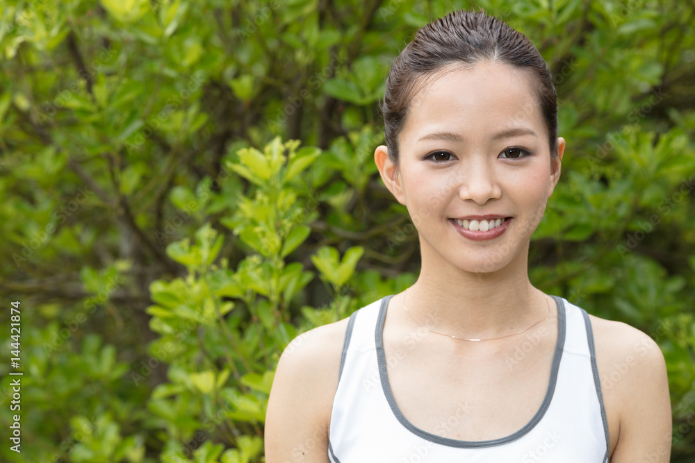 屋外フィットネス 女性 屋外フィットネス 女性