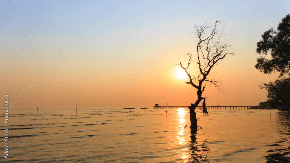 4K Time Lapse: Clouds spread across the sky before sunset at Bangpu seaside, gulf of thailand with Cargo ships sail past at evening times. 4K Time Lapse: Clouds spread across the sky before sunset at Bangpu seaside, gulf of thailand with Cargo ships sail past at evening times.