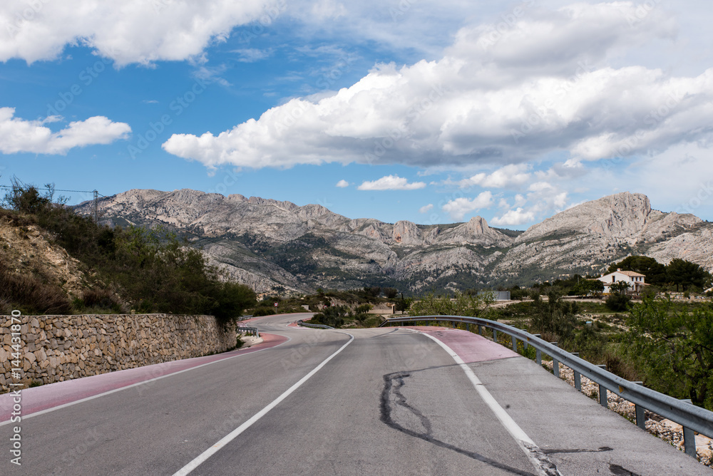 Fototapeta premium Landstraße bei Guadalest