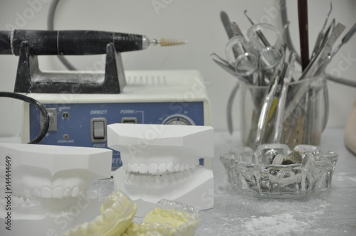 歯科技工物と機械
