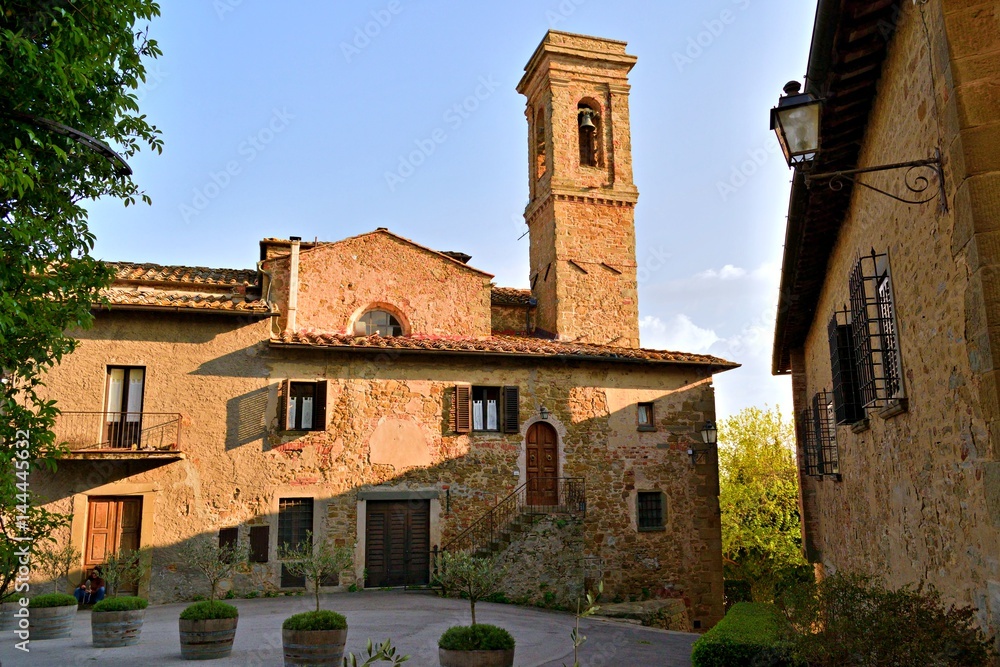 paesaggio del borgo medievale di Volpaia nel comune di Radda in Chianti, Siena Italia