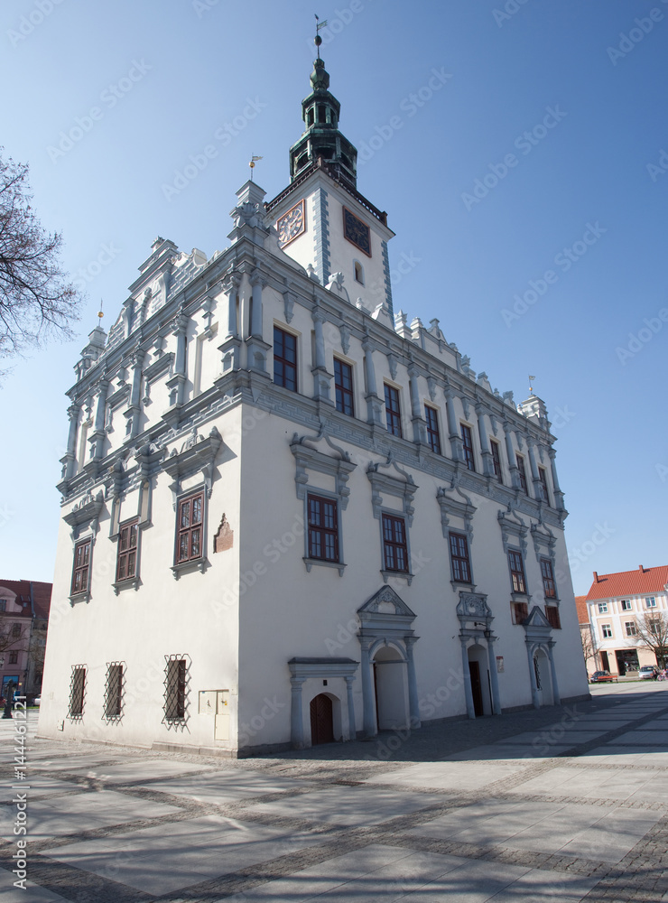 Ratusz w Chełmnie, wzniesiony w końcu XIII wieku, będący jednym z najcenniejszych zabytków polskiego renesansu, Polska 