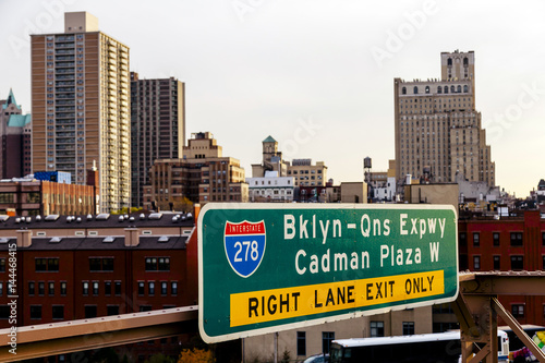 Fotografi Brooklyn - Queens Expressway Sign