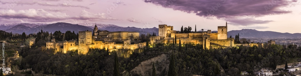  Panorama of Alhambra palace in Granada,Spain