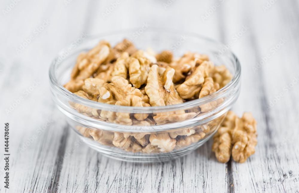 Walnut kernels (selective focus) Walnut kernels (selective focus)