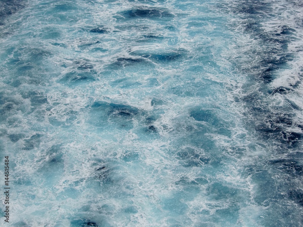 Fototapeta premium Wellen im Wasser