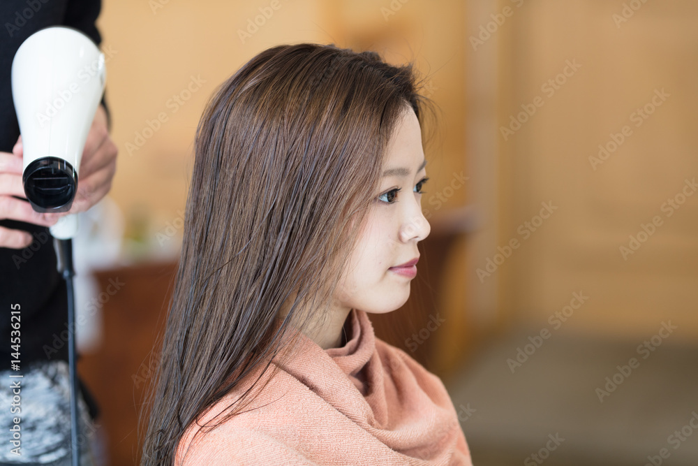 Fototapeta premium ヘアサロン メイクヘアーイメージ