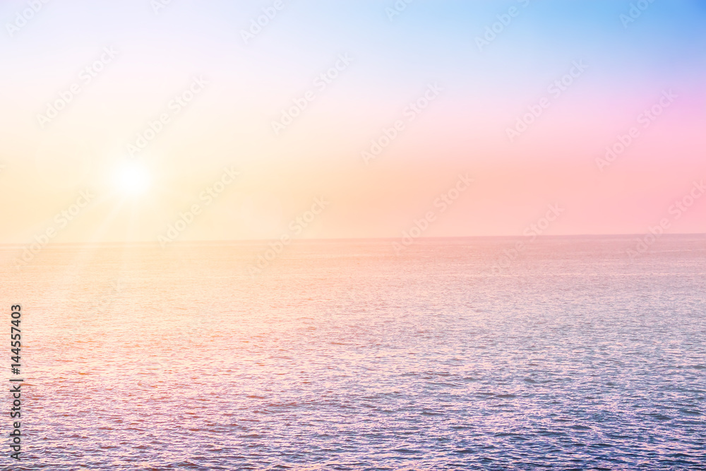 Obraz premium Water surface at the evening