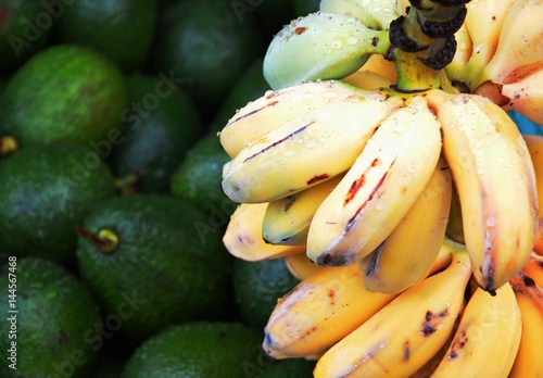 Banana e abacate 