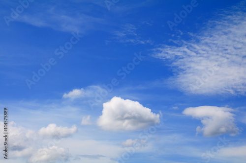 Fototapeta Naklejka Na Ścianę i Meble -  blue sky withcloud and raincloud, art of nature beautiful and copy space for add text