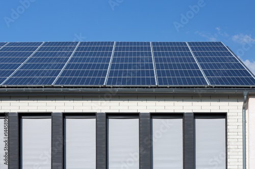 Photovoltaik-Anlage auf Gebäude 