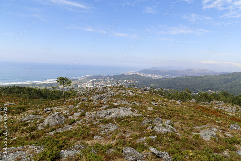 Blick auf Afife von der Serra Santa Lucia, Nordportugal