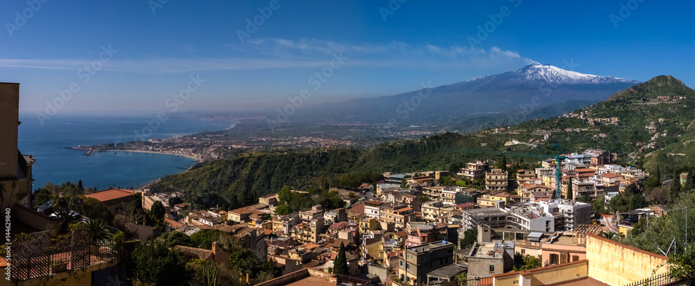 L'Etna depuis Taormina