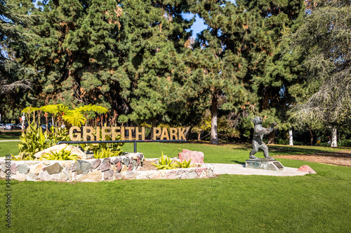 Obraz na plátně Griffith Park sign and bear statue - Los Angeles, California, USA