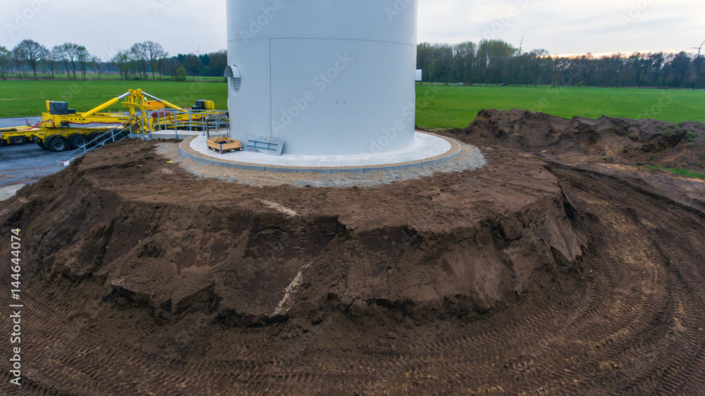 Fundament einer Windkraftanlage / Windenergieanlage / Windrad - Erneuerbare Energie Fundament einer Windkraftanlage / Windenergieanlage / Windrad - Erneuerbare Energie