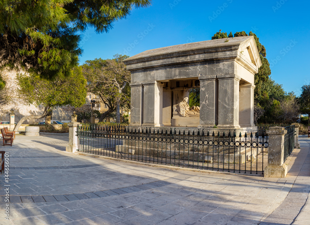 Obraz premium Malta Valletta Hastings Gardens, Francis, Marquis of Hastings - Grave, Monument, Lord hastings