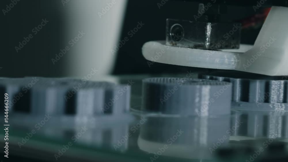3D printer printing cu on the process and its parts 3D printer printing cu on the process and its parts