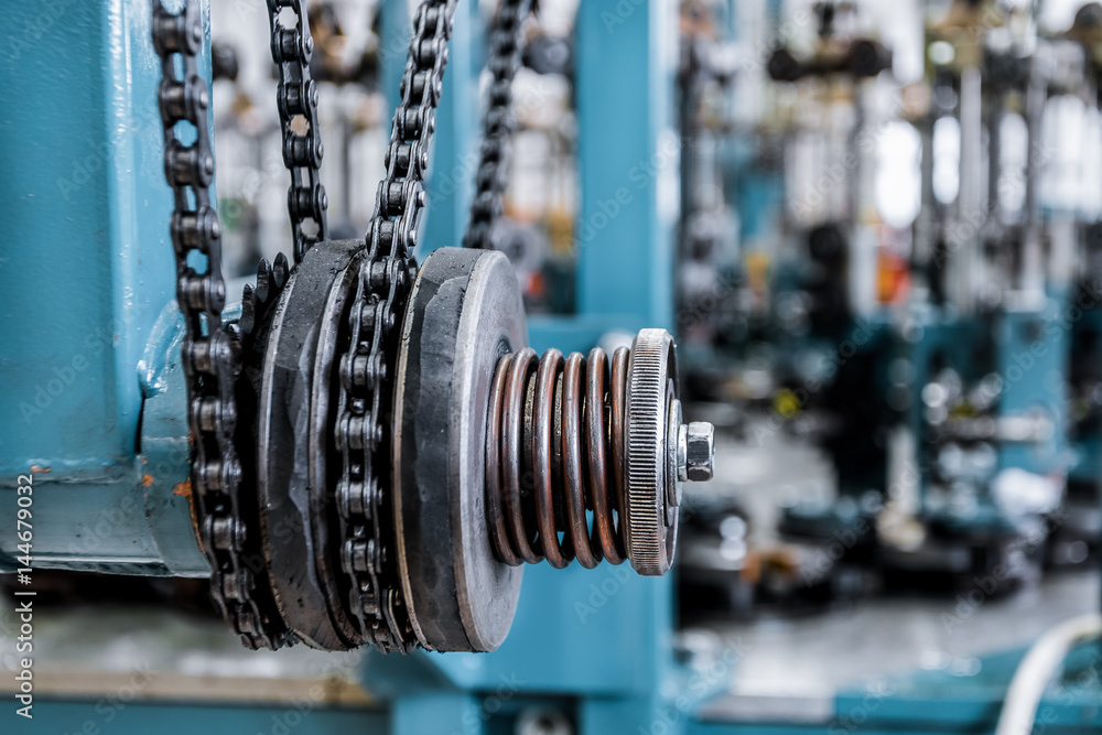 Chain drive, drive element of braiding machine. Chain drive, drive element of braiding machine.