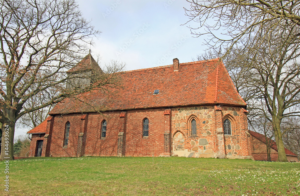 Dorfkirche Schönfeld (um 1400, Mecklenburg-Vorpommern)