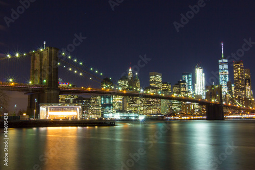 Fototapeta Naklejka Na Ścianę i Meble -  Brooklyn bridge night view , New York, USA