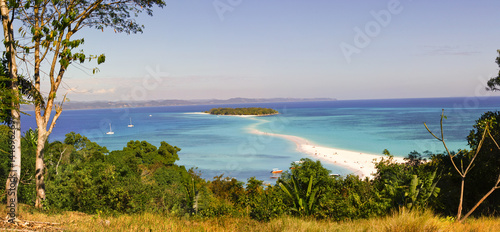 Fototapeta Naklejka Na Ścianę i Meble -  Nosy Iranja a tropical beach in Madagascar - panoramic view