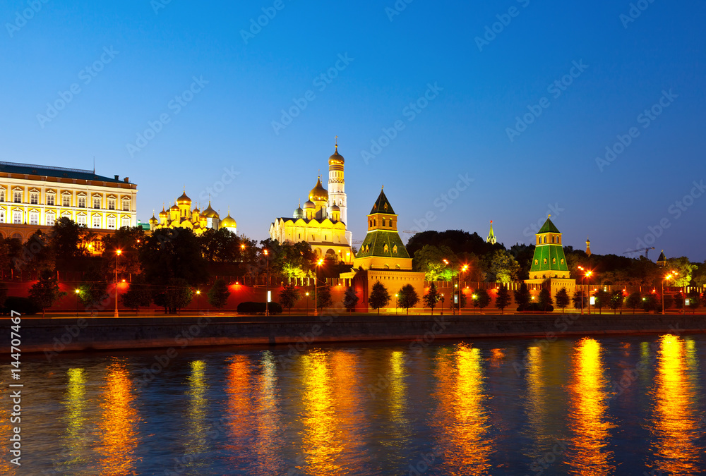 Fototapeta premium Moscow Kremlin in summer night