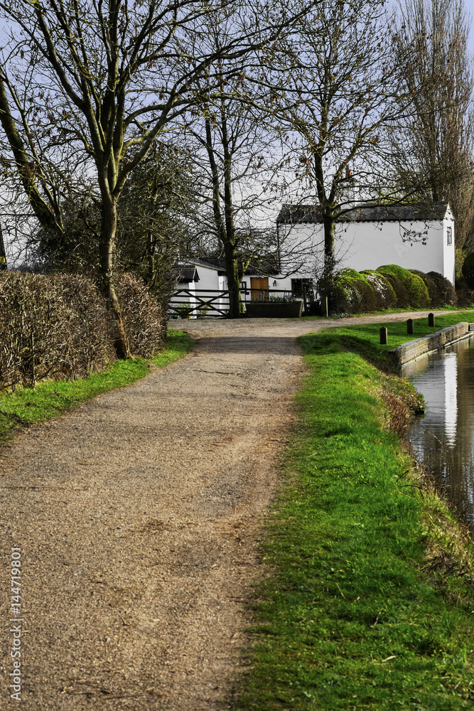 typical beautiful generic lush green english cotswold landscape