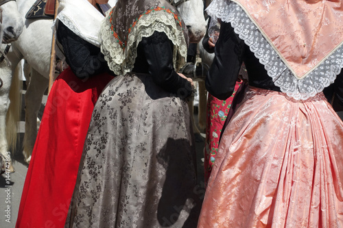 Photos Défilé de costumes Provençaux