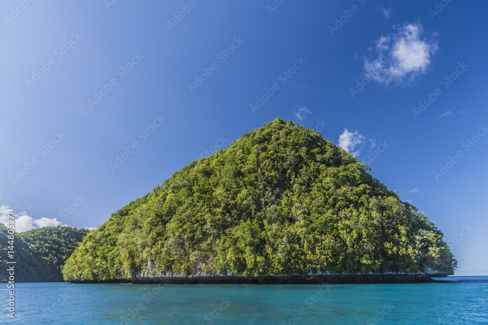 パラオ共和国　ペリリュー島