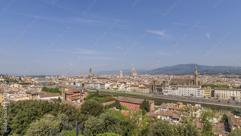 Fototapeta premium Magnificent panoramic aerial view of the historic center of Florence, Tuscany, Italy, from Piazzale Michelangelo, on a sunny day