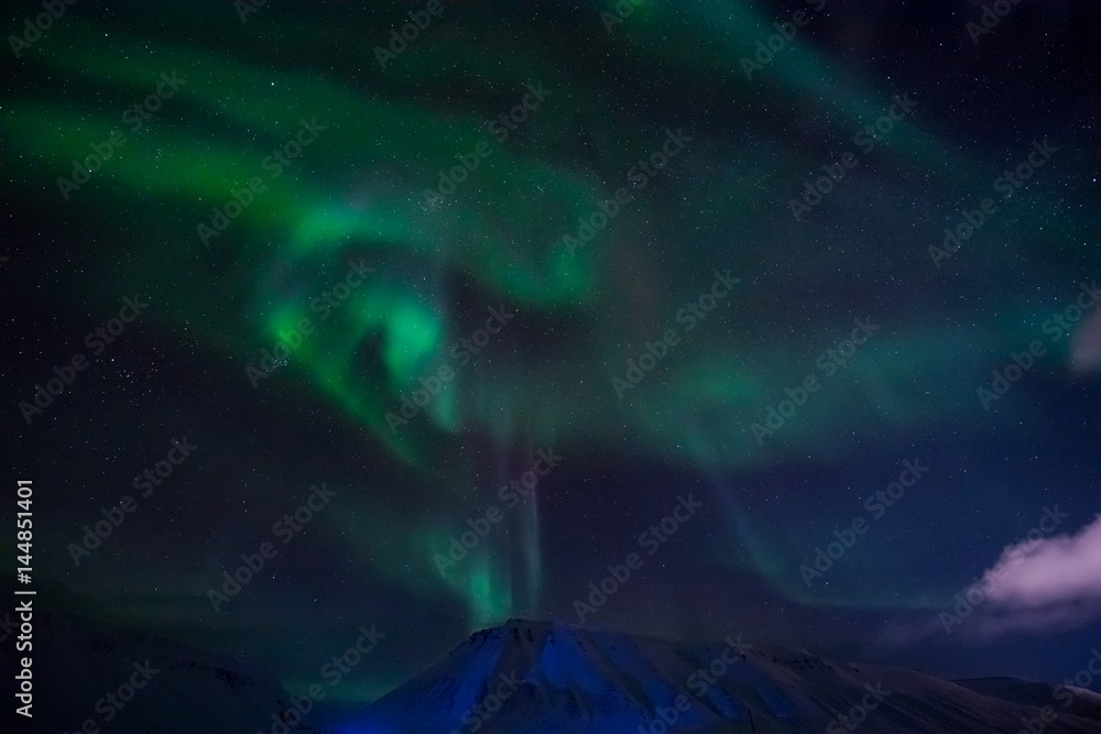 The polar Northern lights in the mountains of Svalbard, Longyearbyen, Spitsbergen, Norway wallpaper The polar Northern lights in the mountains of Svalbard, Longyearbyen, Spitsbergen, Norway wallpaper