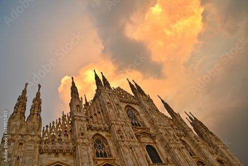 Billede på lærred Une porte vers les cieux, Milan, Italie