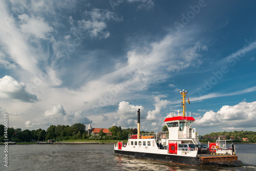 Autofähre über den Nord-Ostsee-Kanal bei Sehestedt photo