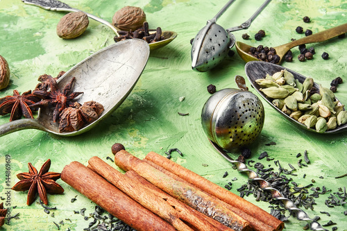 Spices for warming drinks photo