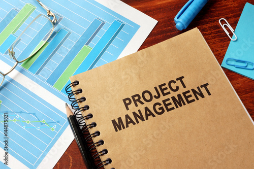 Book with title Project management in an office.