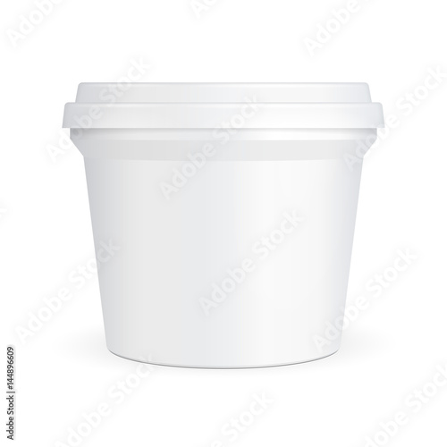 White Food Plastic Tub Bucket Container For Dessert, Yogurt, Ice Cream, Sour Cream Or Snack. Illustration Isolated On White Background. Mock Up Template. Product Packing Vector