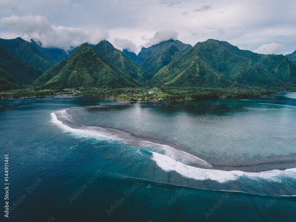 Foto de Aerial view of island, Teahupoo, Tahiti South Pacific do Stock Adobe Stock