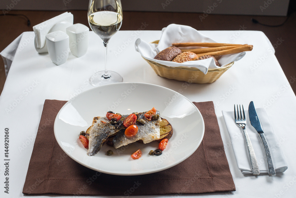 Grilled fish with roasted potatoes Grilled fish with roasted potatoes