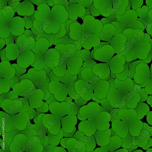 seamless pattern with clover leaves