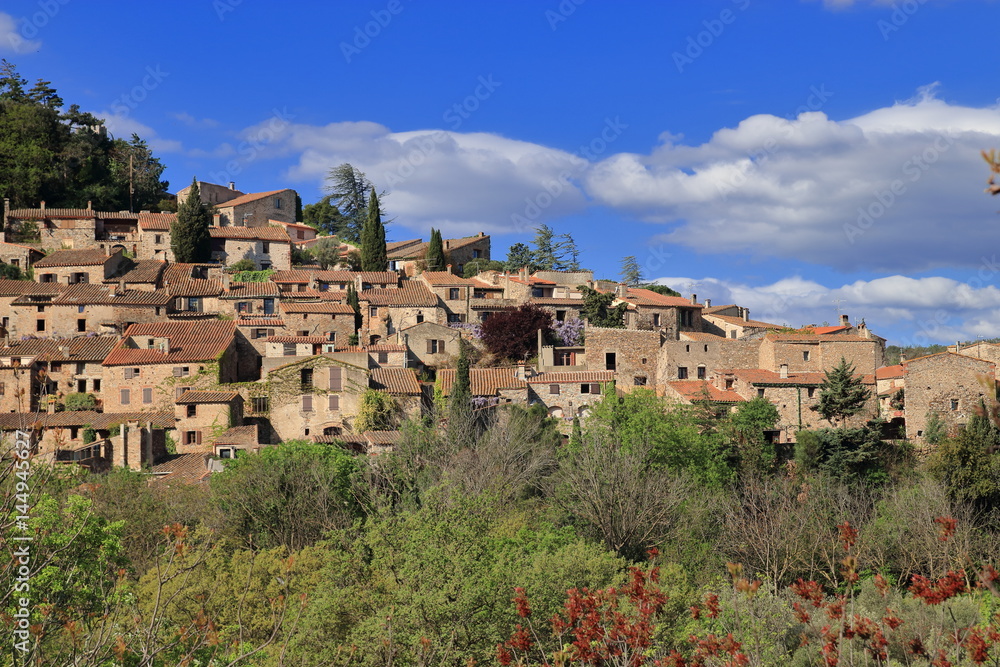 Village de Castelnou  dans les Aspres, Pyrénées orientales dans le sud de la France