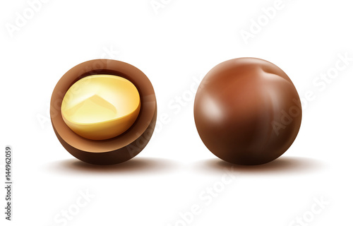 Macadamia nuts with shell