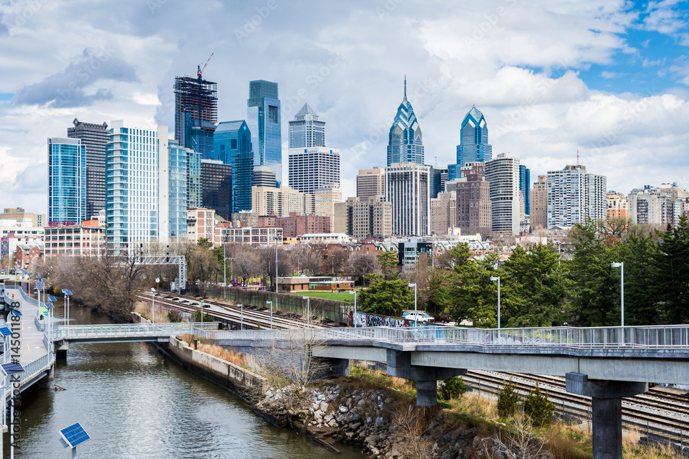 Φωτογραφία aerial from south street bridge of philadelphia pennsylvania above schulykill tr
