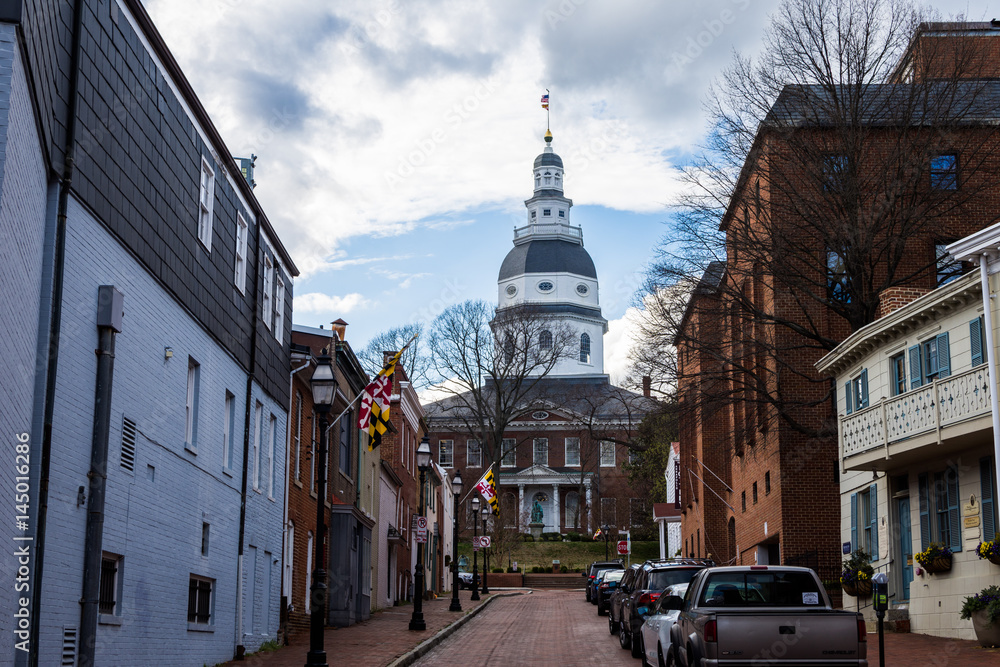 Obraz premium Maryland State Capitol Building in Annapolis from the Streets