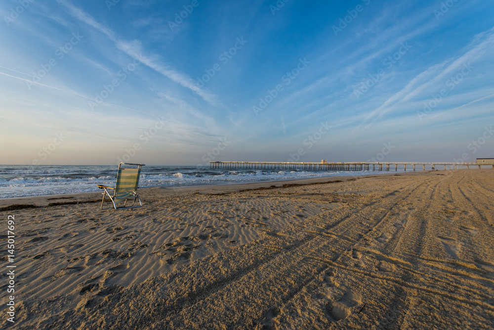 Φωτογραφία Sandy Beach in ventnor city beach in atlantic city, new jersey at sunrise