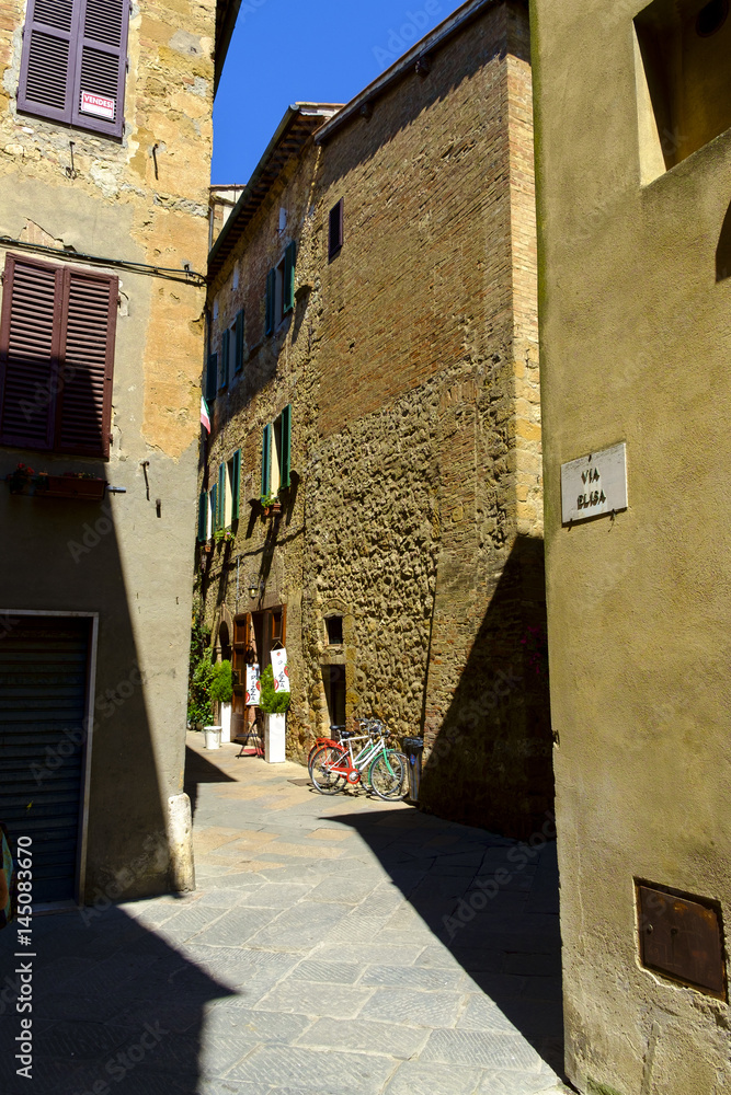 streets of the medieval town of Pienza