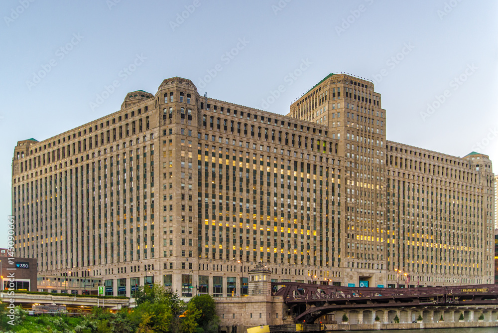 Naklejka premium merchandise mart chicago