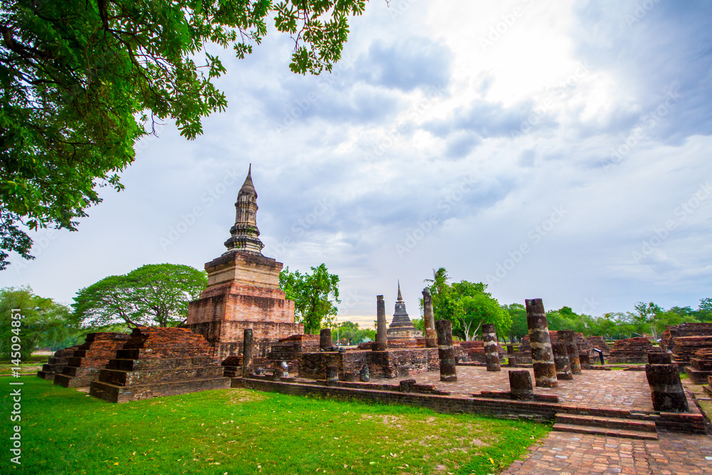 Fototapeta premium Sukhothai Historical Park in Sukhothai Province Thailand. It's one of the most historical parks in Thailand