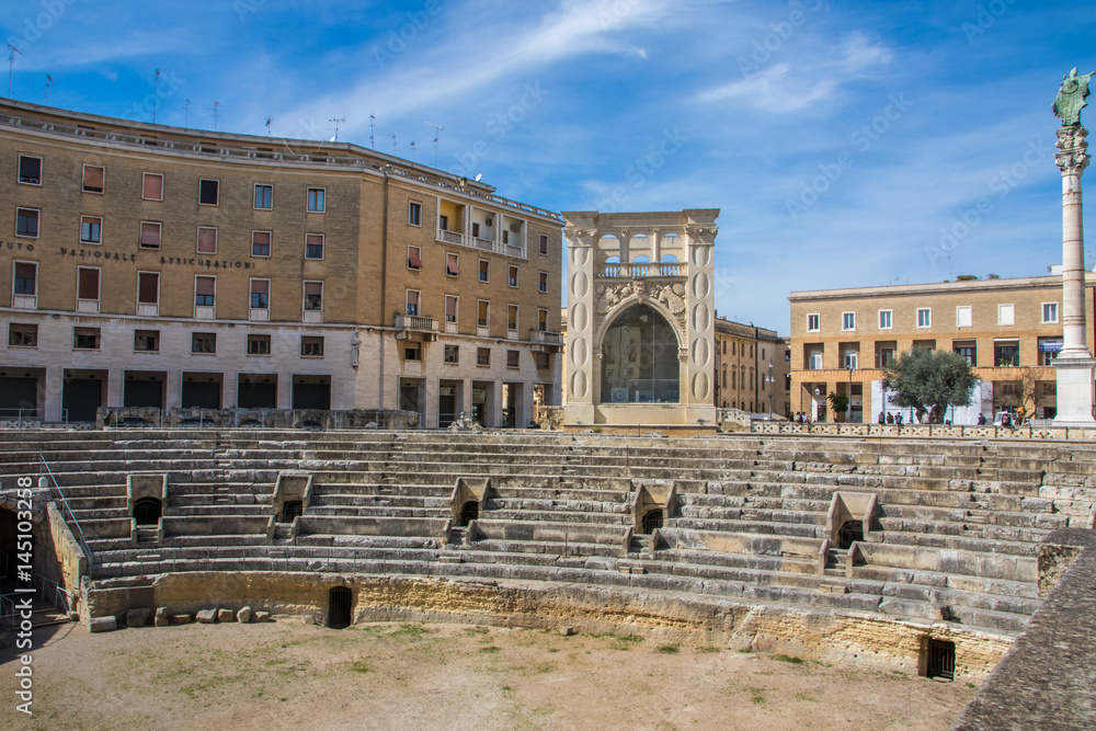Amphitheater Ruinen in der Altstadt von Lecce, Italien