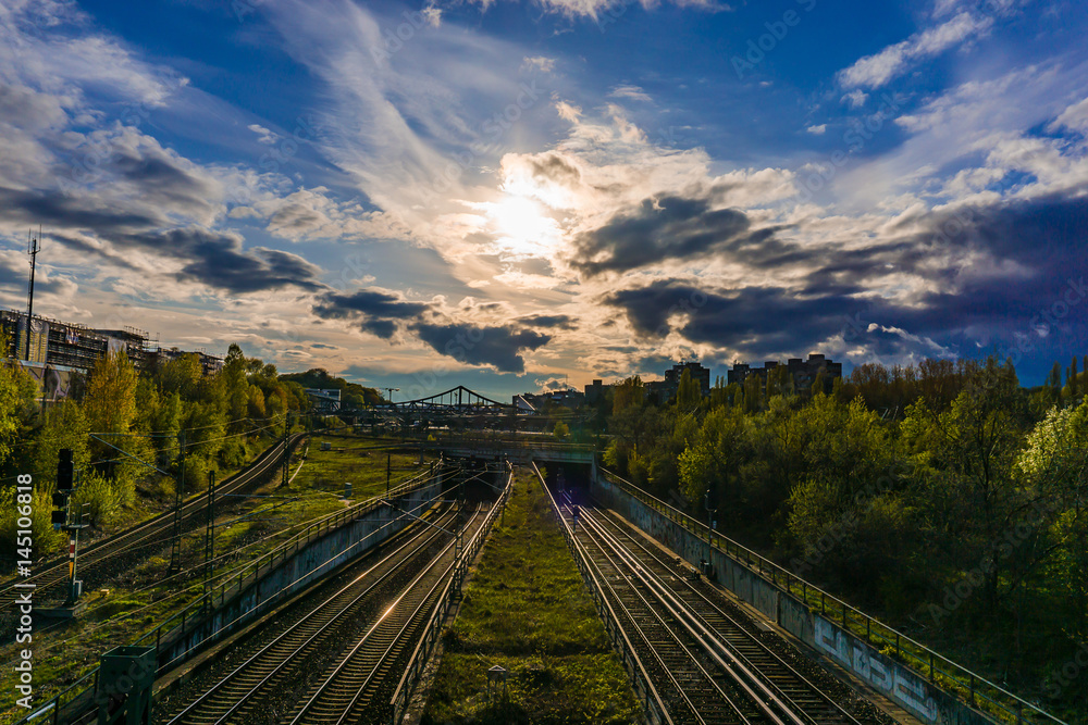 Blick über Bahngleise vom Schwedter Steg in Richtung Gesundbrunnen Blick über Bahngleise vom Schwedter Steg in Richtung Gesundbrunnen