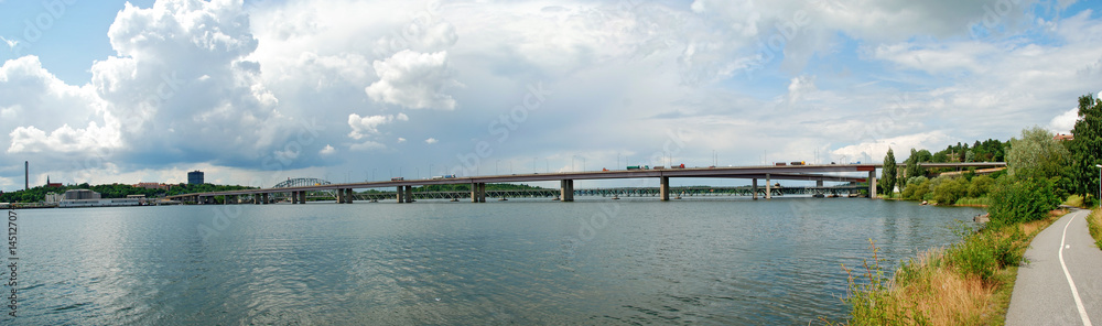 Fototapeta premium bridge between Stockholm and Lidingö